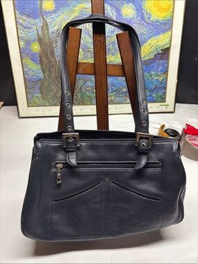 Stone Mountain Accessories Black Leather Shoulder Bag with Dual Straps